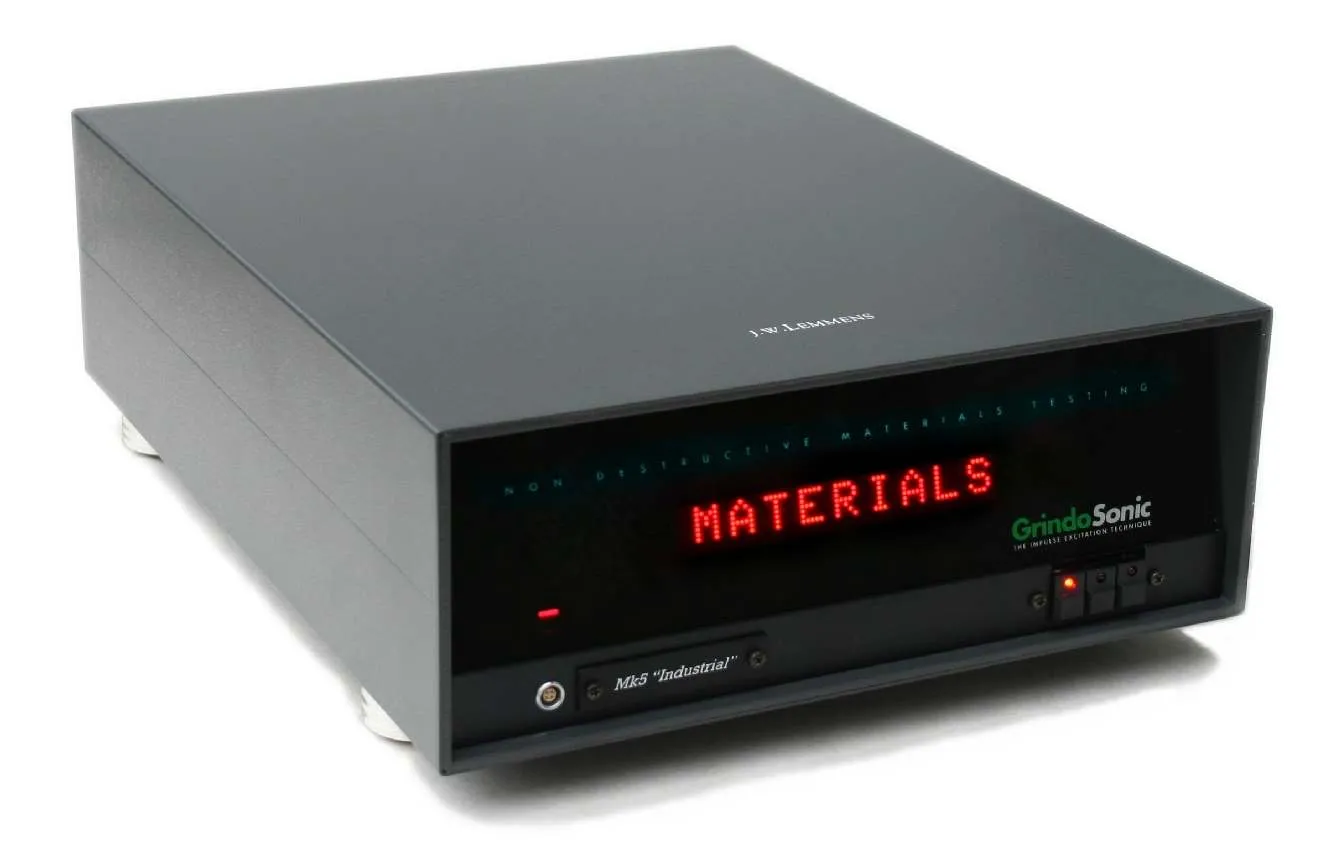 GrindoSonic MK5 Industrial with original J.W. Lemmens badging, LED display reading MATERIALS